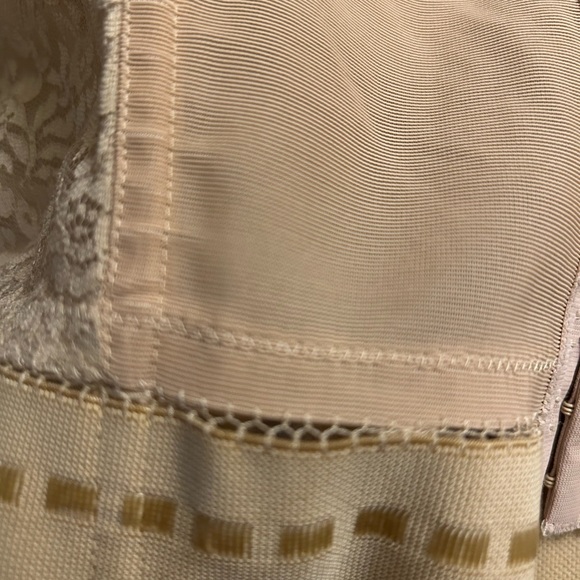 Vintage Corset bra - Picture 5 of 5